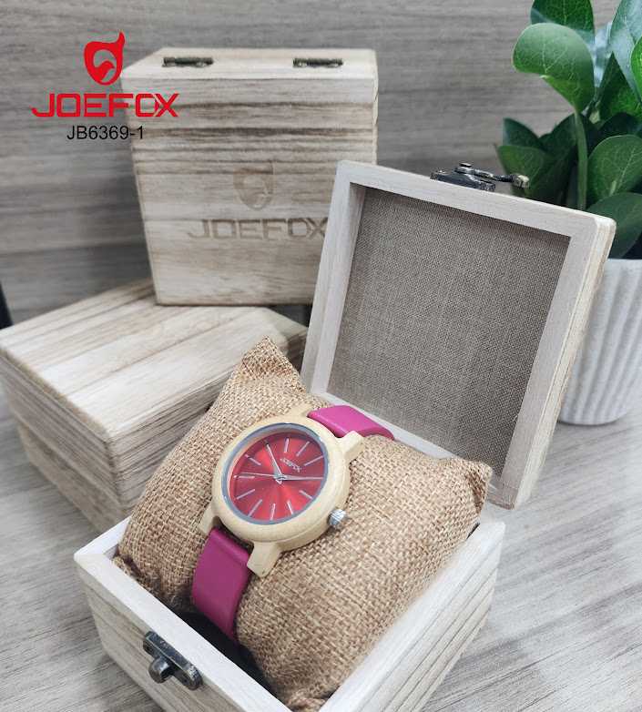 Reloj en Bambú Premium, Pulso de Cuero - Estuche de Madera