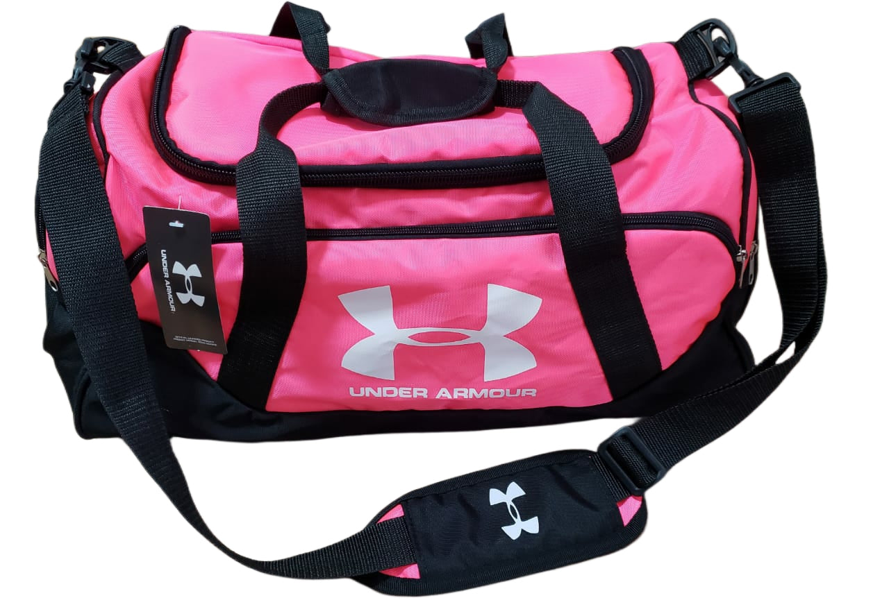 🎒💪 ¡Lleva tu energía a todas partes con el Bolso Deportivo Gym 53 cm! 🏋️‍♂️🔥
