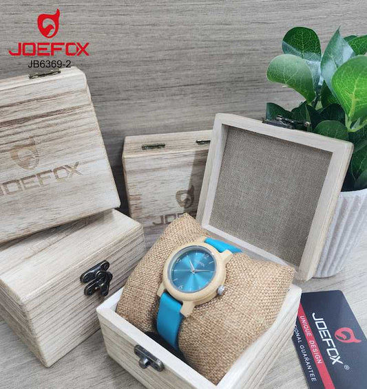 Reloj en Bambú Premium, Pulso de Cuero - Estuche de Madera